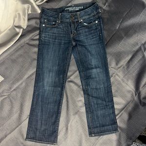 American Eagle Outfitters - Artist Crop - Dark wash - Boot Cut jeans - size 2